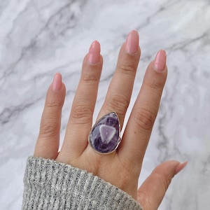 Amethyst Lace Agate Adjustable Ring / 925 Sterling Silver / Healing Gemstone / Gifts for her / Pear Cab / Statement Amethyst Lace Agate Ring