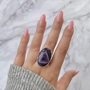 Amethyst Lace Agate Adjustable Ring / Sterling Silver Ring / Healing Gemstone / Gift for her / Oval Cab / Statement Amethyst Lace Agate Ring