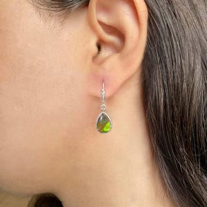 Ammolite Earring / 925 Sterling Silver Earring / Healing Gemstone / Gifts for her / Pear Cab /  Ammolite Jewel / Statement Ammolite Earrings