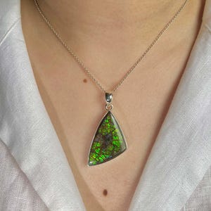 Ammolite Pendant / 925 Sterling Silver Pendant / Healing Gemstone / Gifts for her / Fancy Cab / Ammolite / Statement Ammolite Pendants