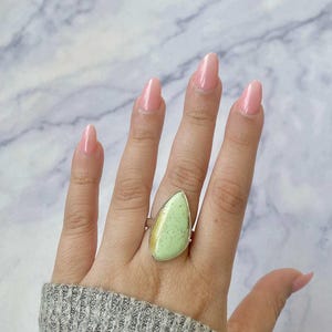 Lemon Chrysoprase Adjustable Ring / 925 Sterling Silver / Healing Gemstone / Gifts for her / Lemon Chrysoprase Jewelry / Statement LCP-R-21.