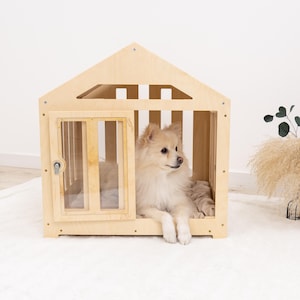 Hundemöbel, Hundebett, Hundekiste, individuelles Hundehaus mit Tür, moderne Holzkiste mit Haustiername, Welpenmöbel, großes Hundebett