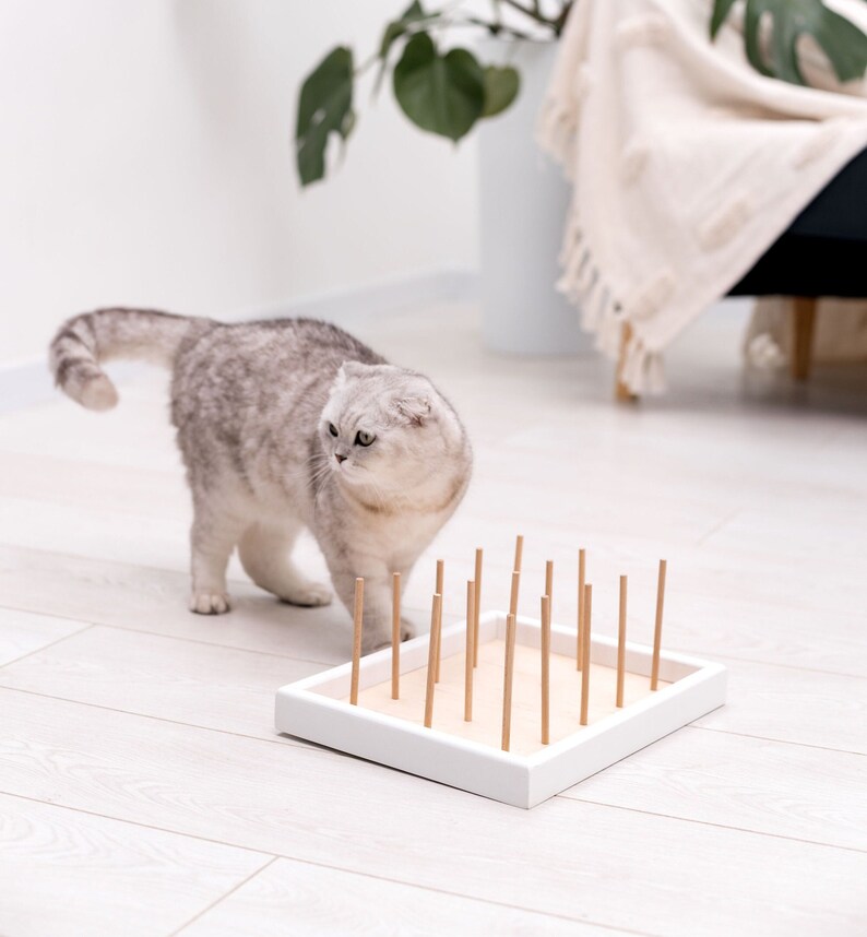 Katzenspielzeug handgemacht, Katzen-Kauenbrett, Katzen-Kauenbrett, Beiß-Stäbchen für Katzen, moderne Katzenmöbel, Kätzchenspielzeug, Zahnknirschen-Katzenstock Bild 1