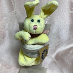 Vintage Baby Boyds Daffodil Hare - 6 inches