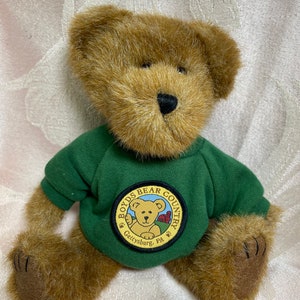 Vintage Boyds Bear B B Countrybear - 9 inches