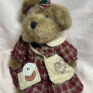 Vintage Boyds Bear Aimee Warmheart - 9 inches