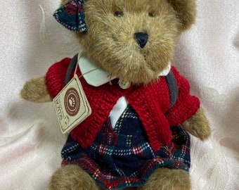 Vintage Boyds Bear Betty B Learnin - 9 inches