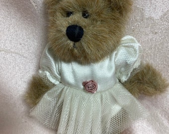 Vintage Boyds Bear Brianna Tippeetoes ~ 6 inches