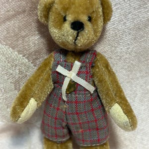 Vintage Ganz Cottage Collectible Miniature Bear ~ 2 3/4 inches