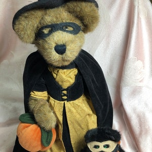 Vintage Boyds Bear Tabitha J Spellbinder & Midnight Sneakypuss