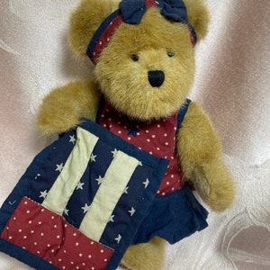 Vintage Boyds Bear Katie B Bearyproud - 9 inches