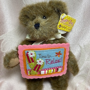 Vintage  Boyds Bear Hugs - 8 inches