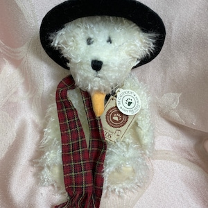 Vintage Boyds Bear Jack B Frostbeary - 10 inches