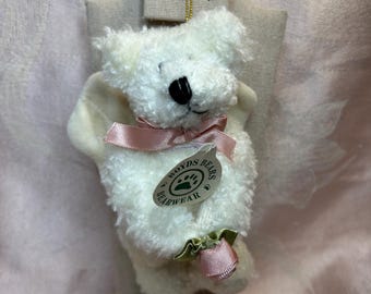 Adorno vintage de osos Boyds: oso ángel blanco con una rosa, 5 pulgadas
