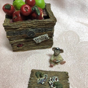 Vintage Boyds Bear Treasure Box ~ Candice’s Apple Crate with “Doc” McNibble
