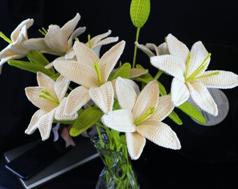 Lily, Sunflower, Rose, Tulip, Chrysanthemum, Rose, Gesang Flower, Horseshoe Lotus, Violet, Lavender, Wind Chime, Bouquet, Gift