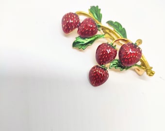 Erdbeeren, Vintage Schmuck, alte Brosche  Erdbeer-Zweig, goldfarben, emailliert