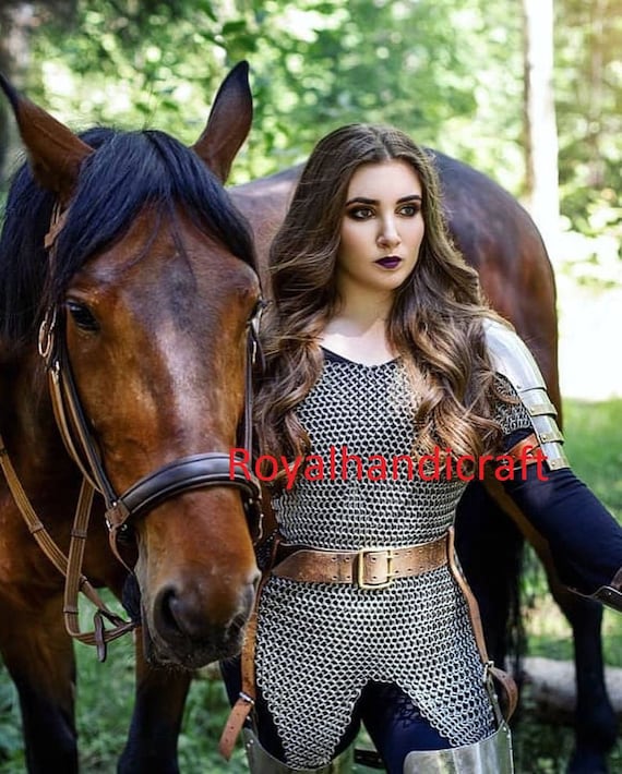 Lady Knight Silver Medieval Armor Chain Mail Stock Photo by ©Ravven  340332200