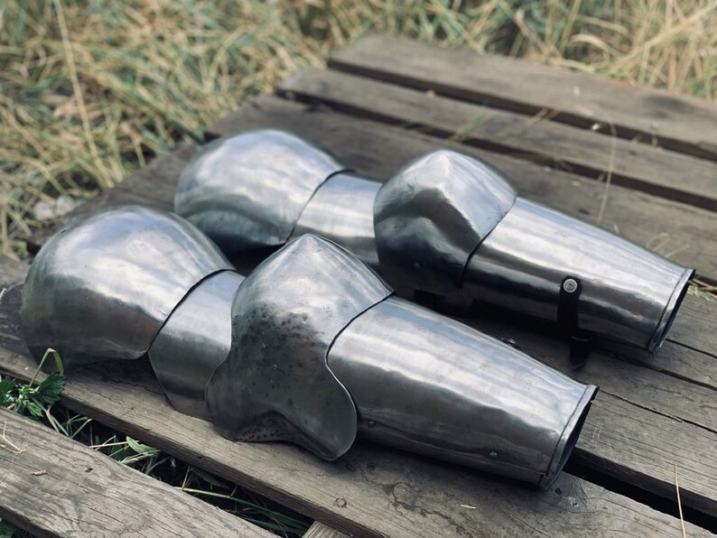 Medieval Knight Arms /& Pauldrons Battle Warrior Costume 18 Gauge Steel