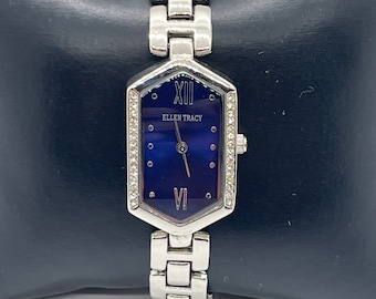 Reloj Ellen Tracy plateado