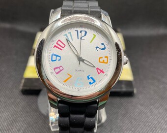 Vintage black unisex watch