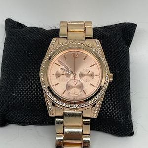 Vintage ladies watch