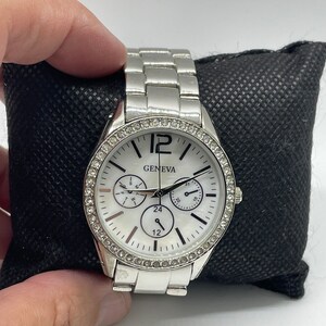 Vintage Geneva ladies watch