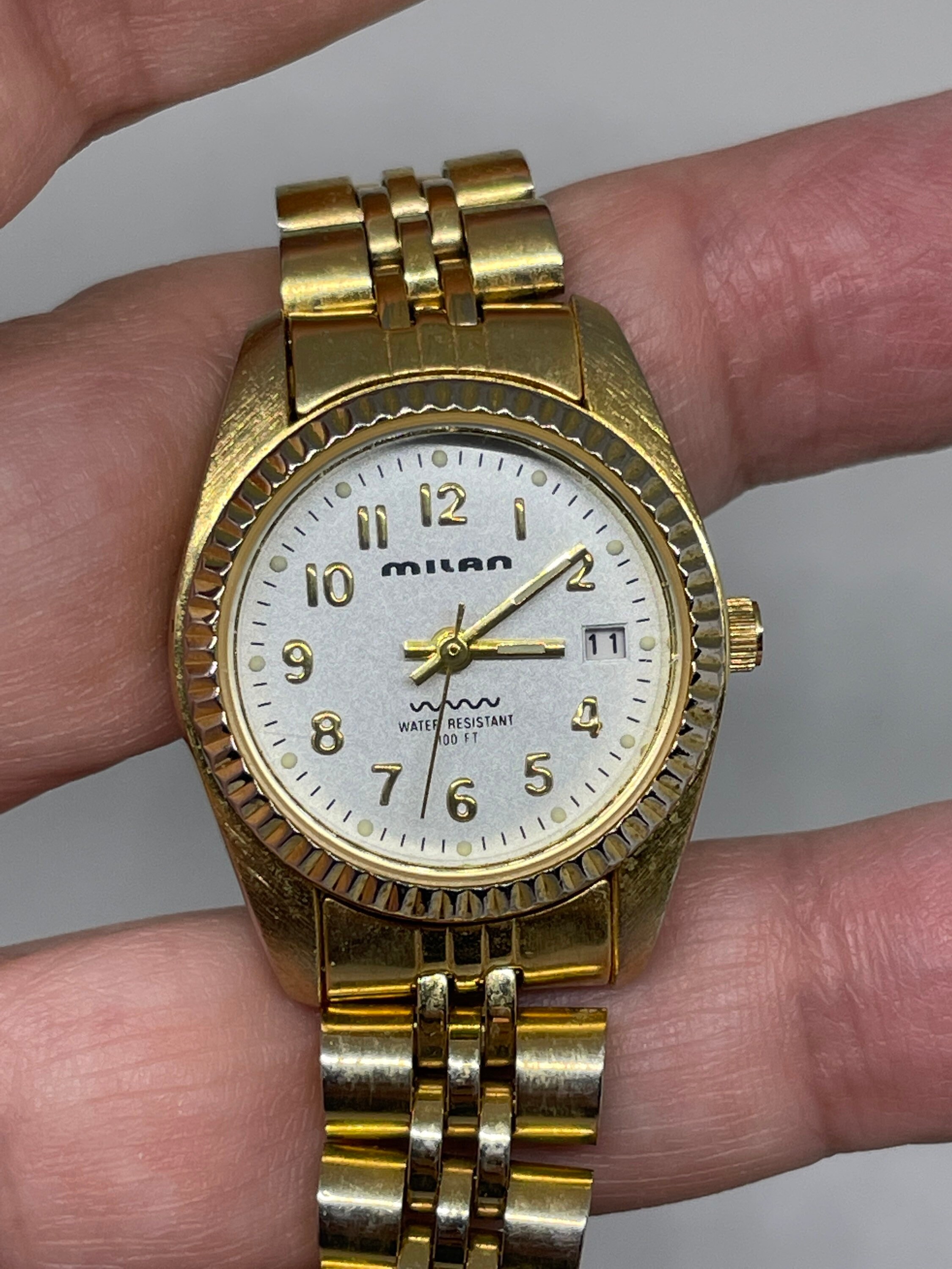 Milan water resistant 100ft watch deals