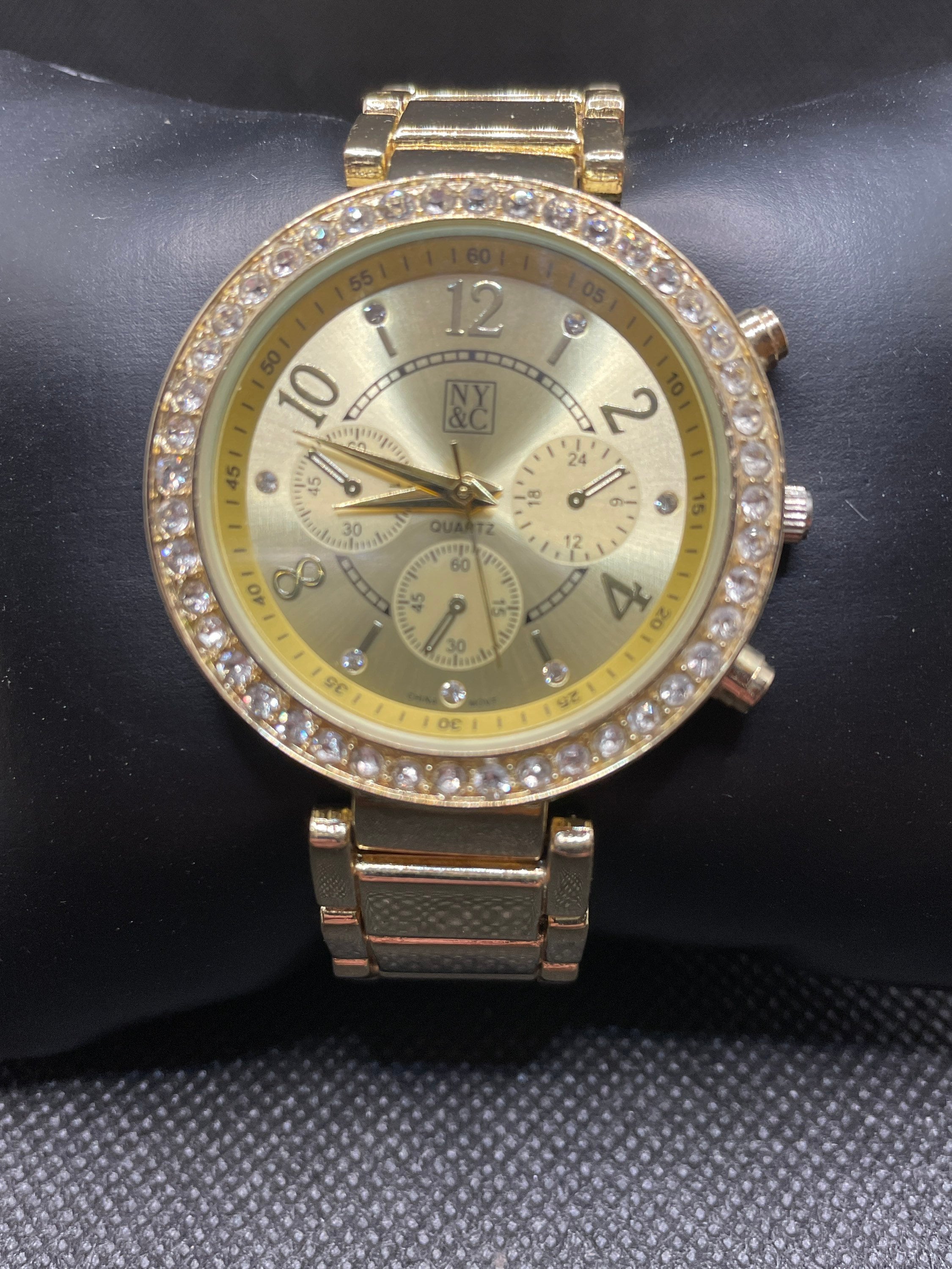 Vintage NY&C Ladies Gold Tone Watch - Etsy display picture 1