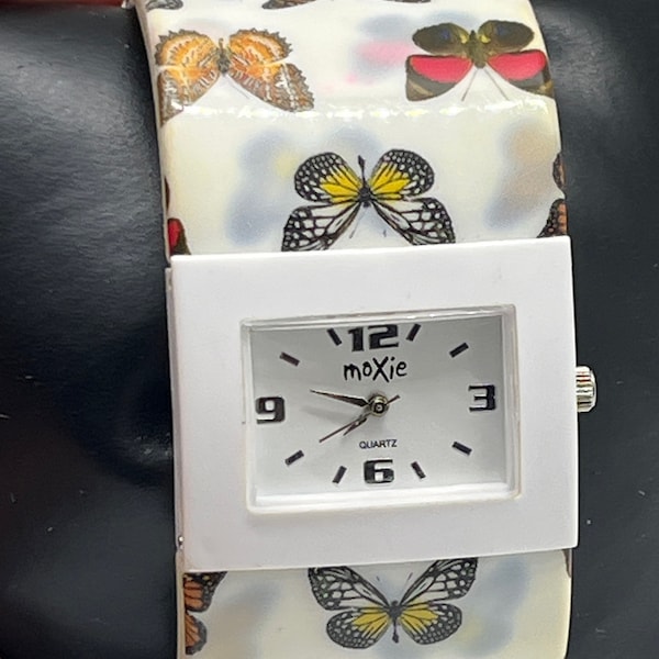 Moxie Ladies Butterfly watch