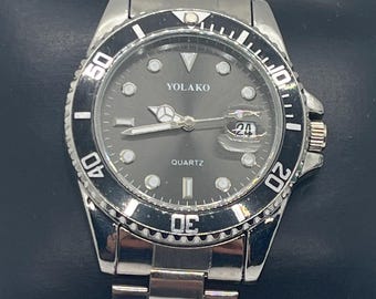 Yolako men's calendar watch