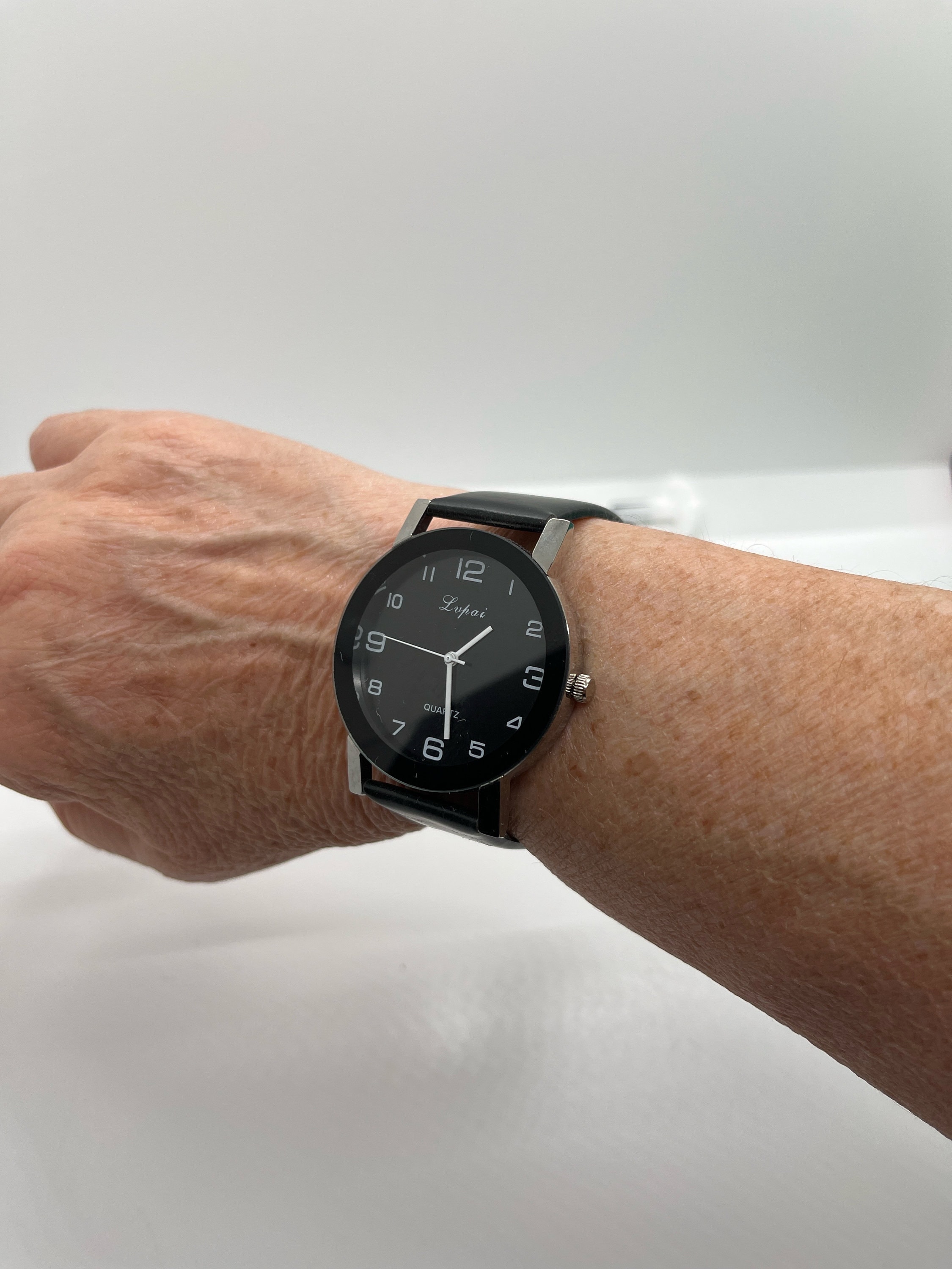 Lupai quartz watch hotsell