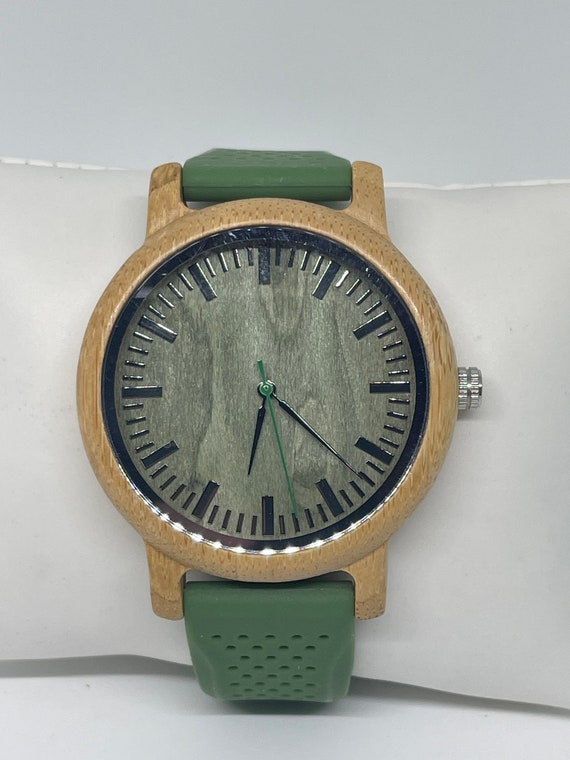 Vintage unique wooden watch - image 1