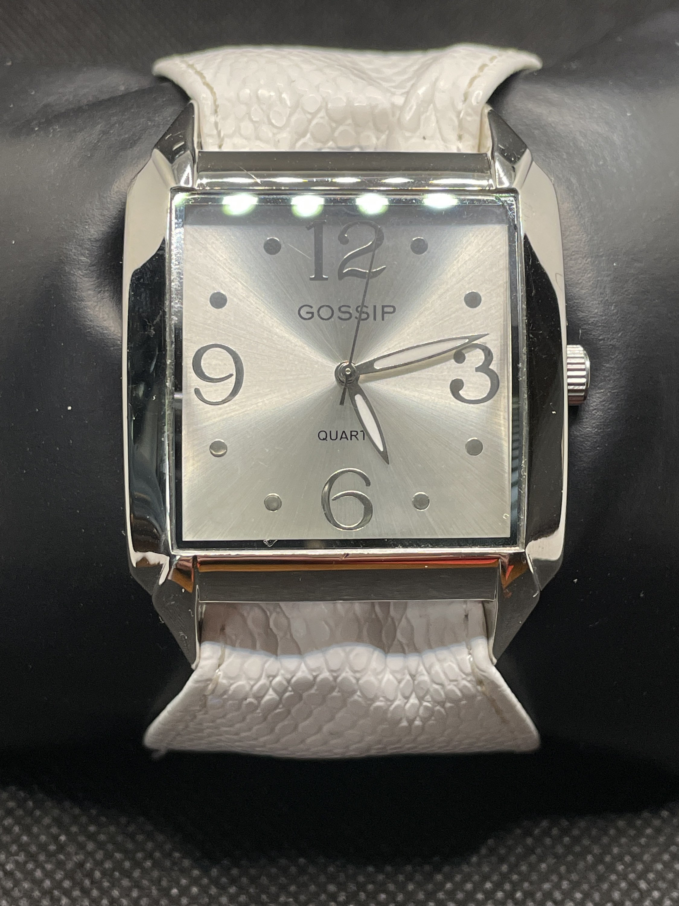 White Gossip watch with silver and crystal face Facet Strass Mother of Pearl Women main image 2