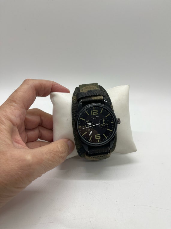 Folio mens watch