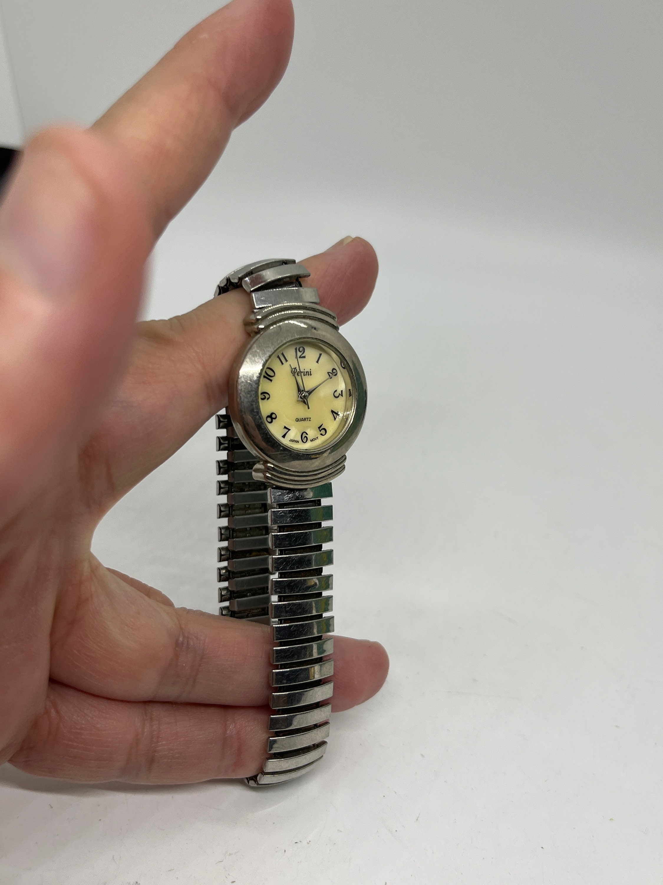 Vintage Perini Japan Wristwatch Silver Tone Bracelet Band Analog Ladies Watch Vintage Perini Japan women watch gold silver | Mercari main image 3