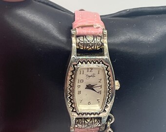 Brighton watch (Monroe) ? Brighton Monroe Vintage Watch: Two-tone Celtic Heart Toggle  main image 4