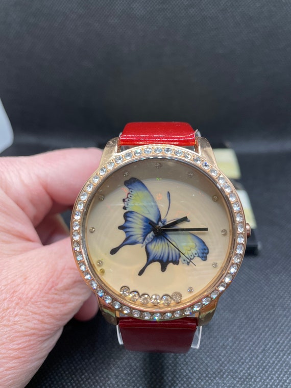 Vintage beautiful butterfly ladies watch