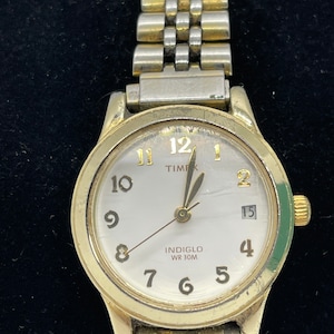 Vintage Ladies Calendar Indiglo Watch