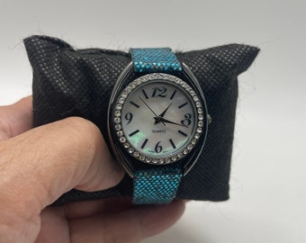 Vintage ladies glitter watch