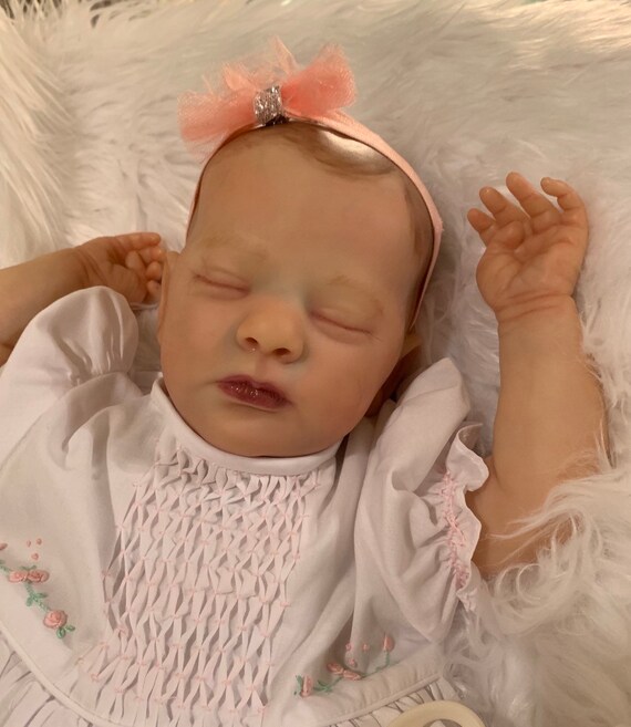 realborn evelyn asleep