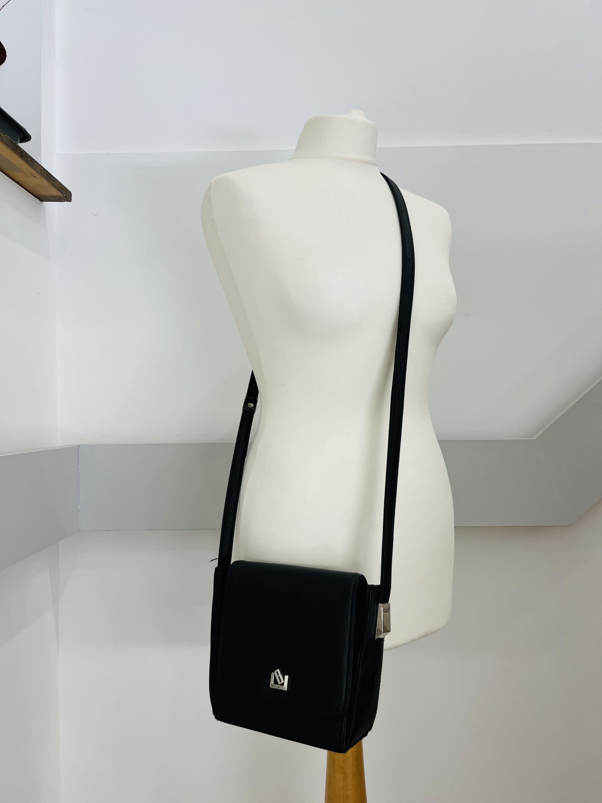 Bulaggi crossbody hotsell bag