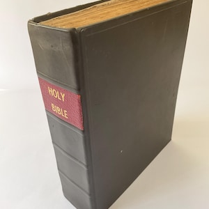 Georgian family Holy Bible - rare Bible with Apocrypha, 1811. Rebound.