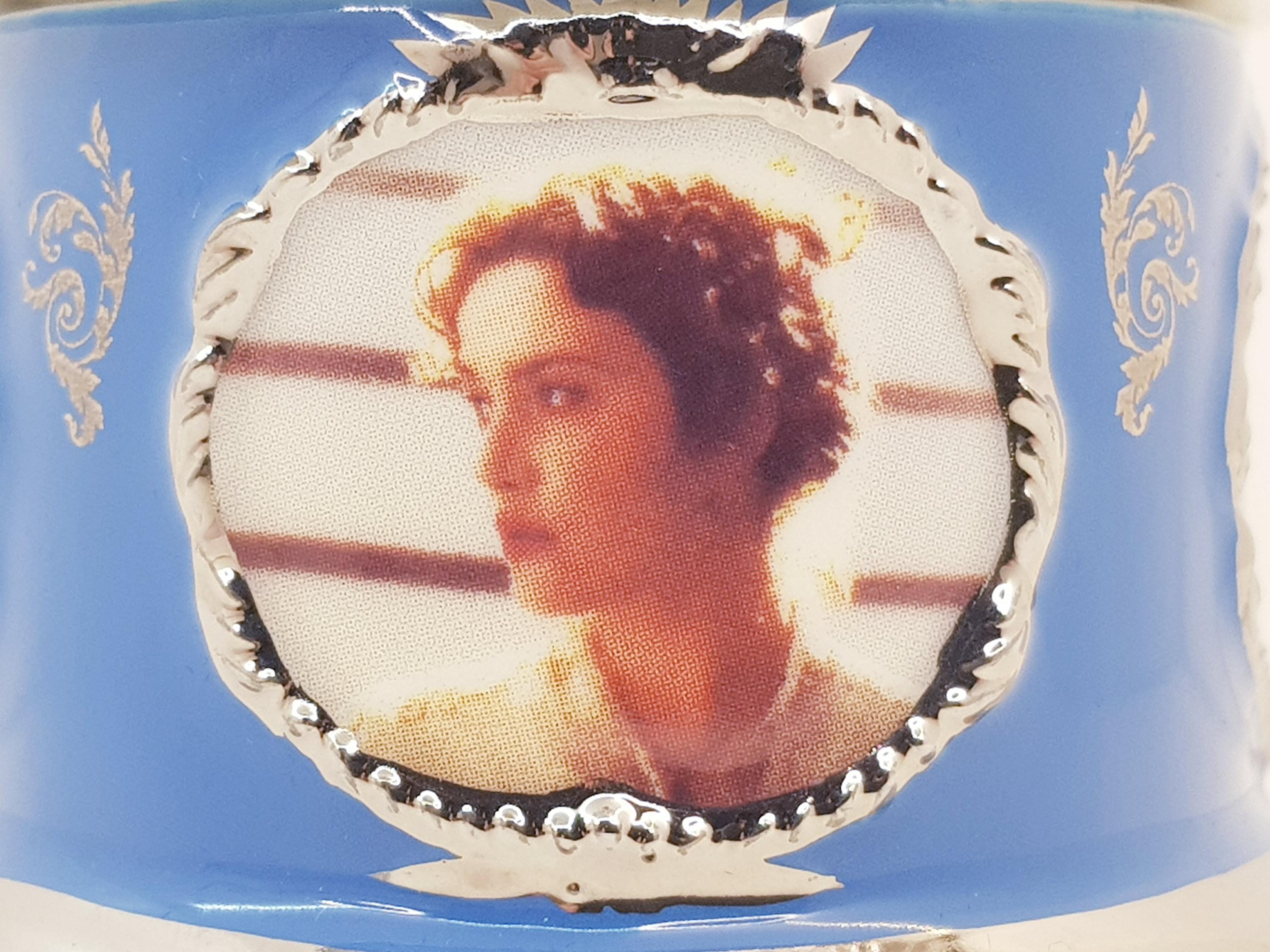 Rose - ''titanic'' Ardleigh Elliott Music Box With Certificate of