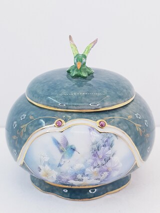 Biscottini Carillon Vintage In Resina Con Motivo Biscotto E Melodia 'Il Lago Dei Cigni' - Dimensioni 17x6,2x11 Cm