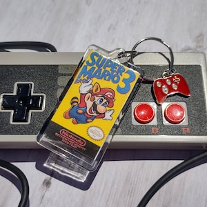 Super Mario 3 Cartridge Keychain