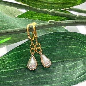 Pearl hoop dangle Clip on earrings, girls dangle Earrings,  Clip on Hoop earrings, Pearl Dangle Earrings
