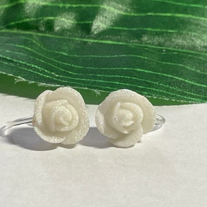 Ivory Flower Clip on earrings, girls clip on Earrings,  Clip on Flower earrings, Plastic Clip on earrings, non pierced ears