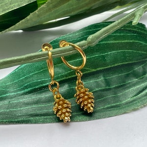 Acorn hoop dangle Clip on earrings, girls dangle Earrings,  Clip on Hoop earrings, Acorn Dangle Earrings