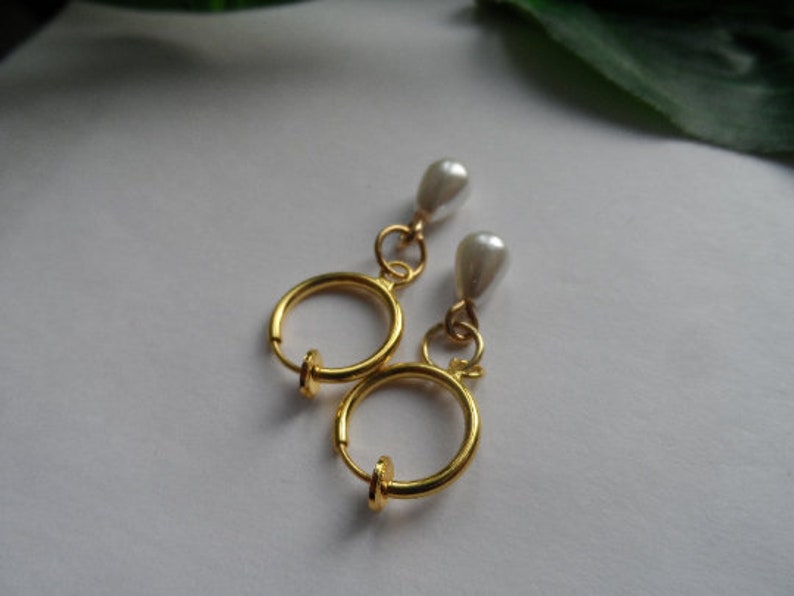 Pearl hoop dangle Clip on earrings, girls dangle Earrings, Clip on Hoop earrings, Pearl Dangle Earrings image 6